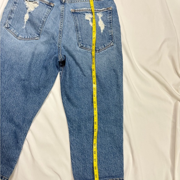 Good American Light Blue Ankle Jeans - Picture 7 of 9